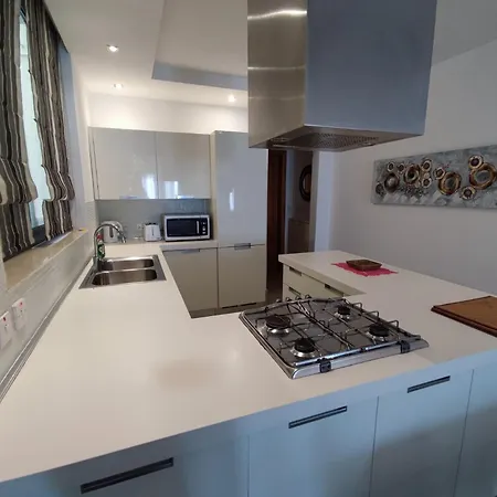 Sacred Heart Appartement San Ġiljan